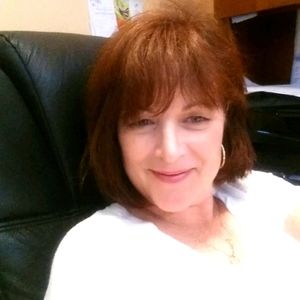 Meet your Posher, Laurie